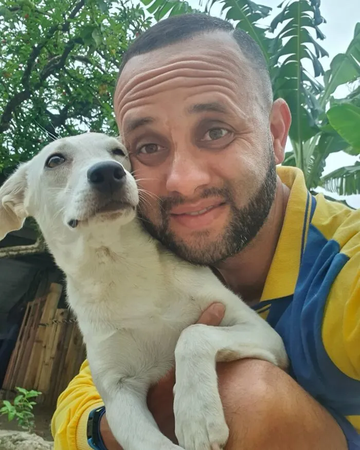 Mailman Takes Selfies With Every Animal That He Befriends While On His Job, And Here Are The Newest 30 Photos