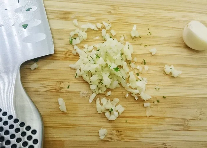 People Are Sharing The Cooking Hacks They Swear By, Here Are The 50 Best Ones