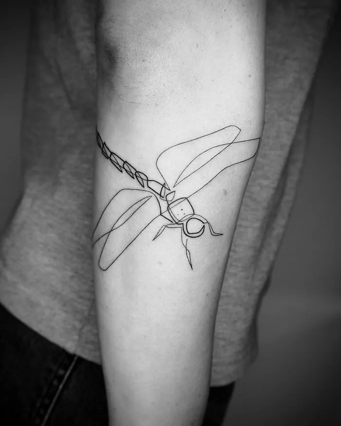This Artist Creates Captivating Tattoos Using A Single Line (35 Pics)