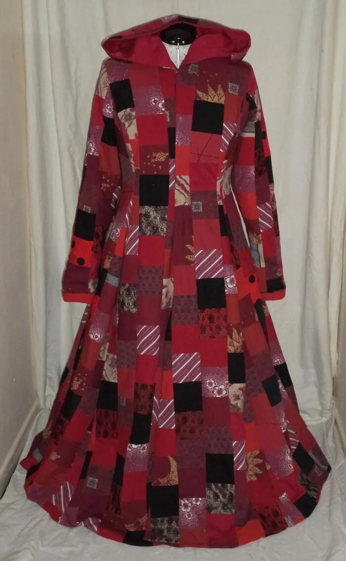 I Make Patchwork Coats From Recycled Fabrics (9 Pics)