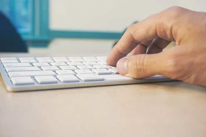 25 Maneras muy profesionales de mandar al carajo a alguien en el trabajo