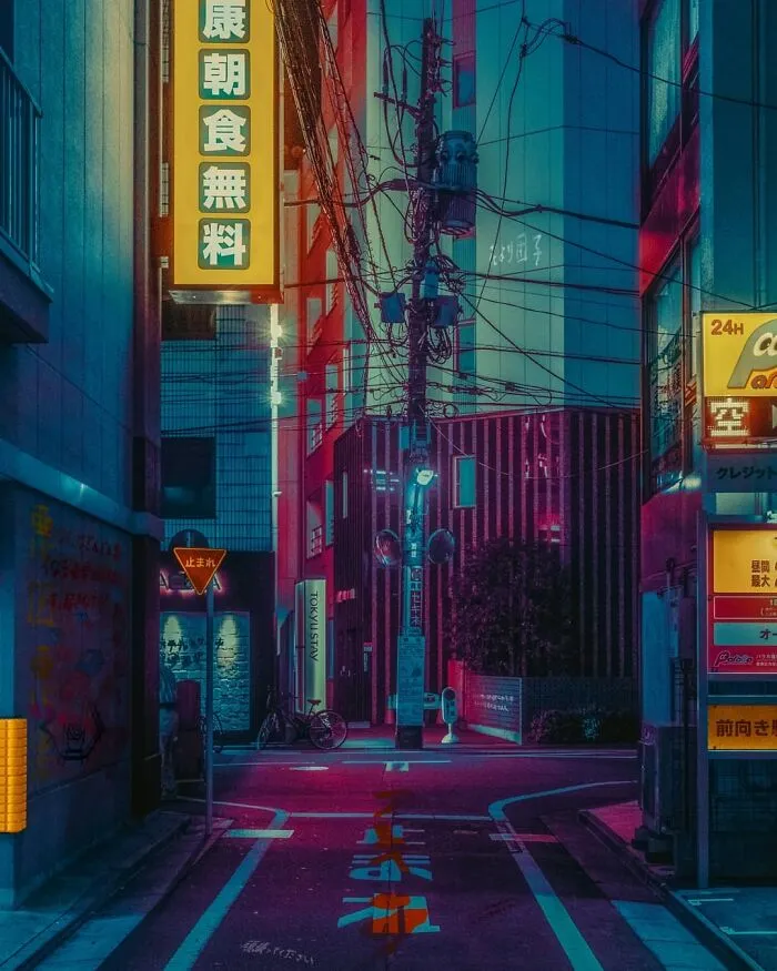 Exploré los callejones nocturnos de Tokio bajo las luces de neón y estas son 30 de las imágenes que tomé