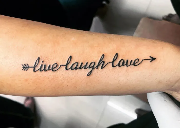 "Seems A Tad Done To Death": 30 Tattoo Designs That Scream “I Have No Creativity,” According To People Online