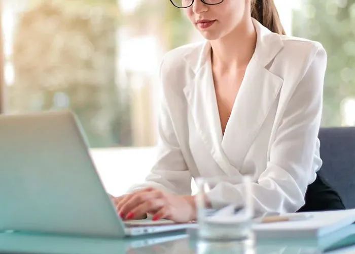 “Work From Home Can Easily Become Live At Work”: 30 People Share The Biggest Downsides Of Working From Home That Aren’t Talked About Enough