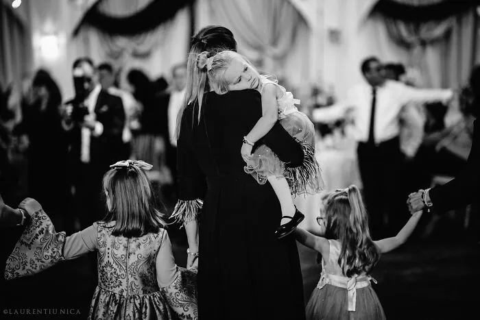 I Am A Wedding Photographer Who Captured Mesmerizing Moments In 30 Black And White Images