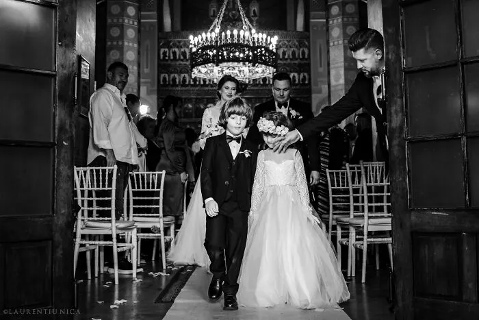 I Am A Wedding Photographer Who Captured Mesmerizing Moments In 30 Black And White Images