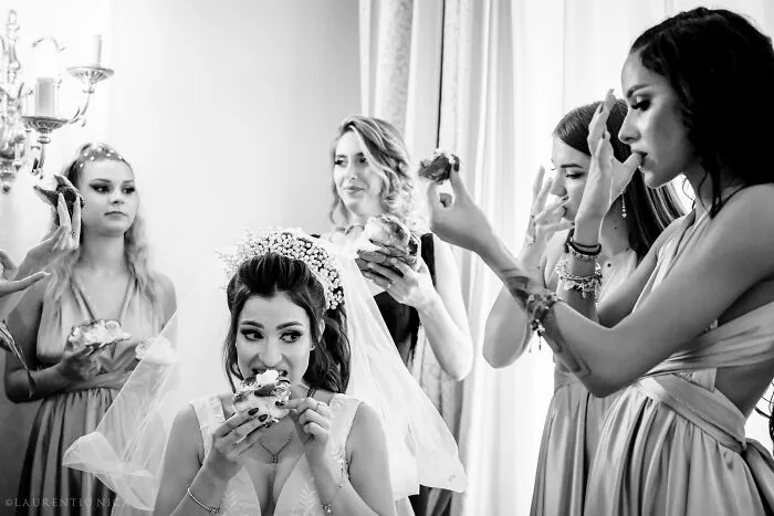 I Am A Wedding Photographer Who Captured Mesmerizing Moments In 30 Black And White Images