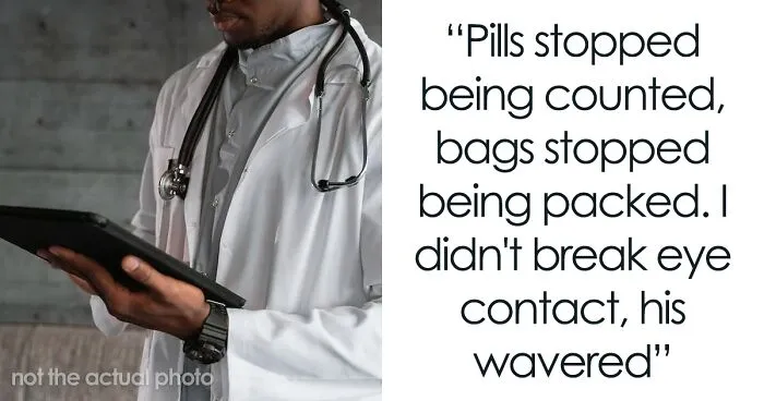 Pharmacist Is Unfazed By Entitled Customer Wanting To Get A Lower Price And Be Addressed As Doctor, Puts Him In His Place