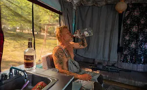 30 Photos Of Americans In Their Bedrooms Let Us Take A Glimpse Into Their Private Lives By Barbara Peacock (New Pics)