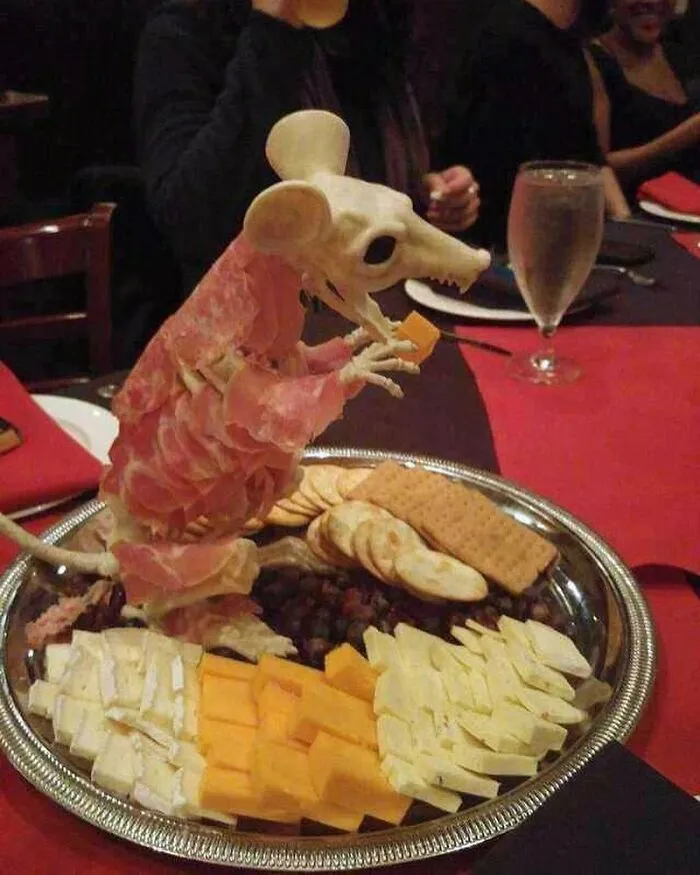 50 Of The Most 'Cursed' Photos Shared On This Instagram Page