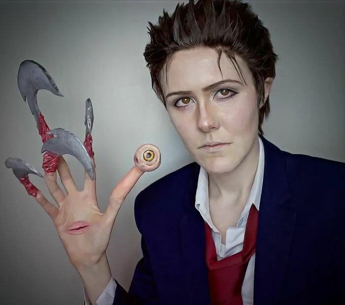 Person cosplaying Migi and Shinichi Ftom Parasyte: The Maxim