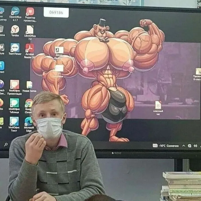 Weird-Daily-Cursed-Images