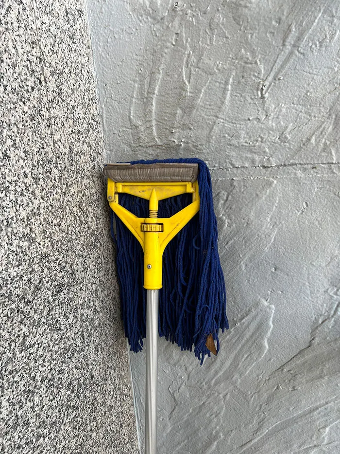 29 Funny Instances Of ‘Random Pareidolia’ To Trick Your Brain Into Seeing Faces