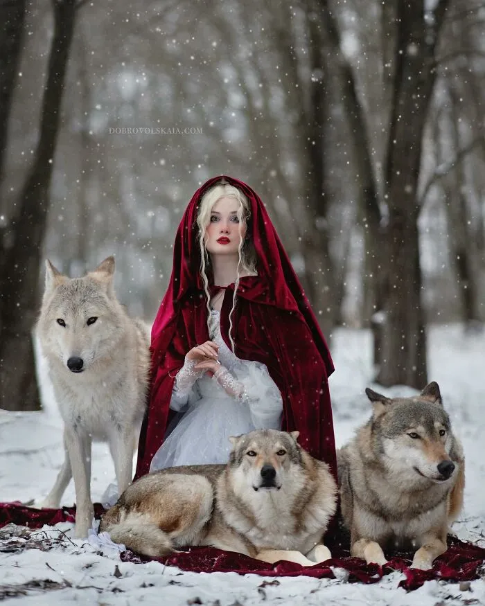 The Incredible Bond Between Animals And People Captured In The Magical Photography Style Of This Artist (41 New Pics)