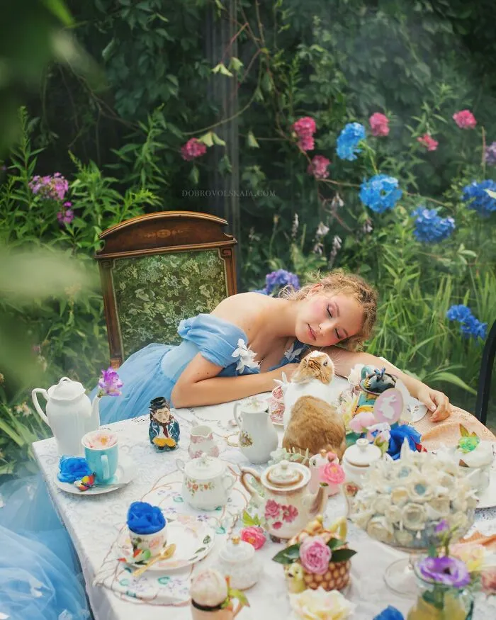 The Incredible Bond Between Animals And People Captured In The Magical Photography Style Of This Artist (41 New Pics)