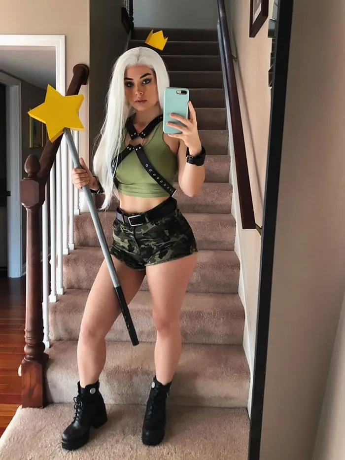 Person cosplaying Fem Jorgen Von Strangle!