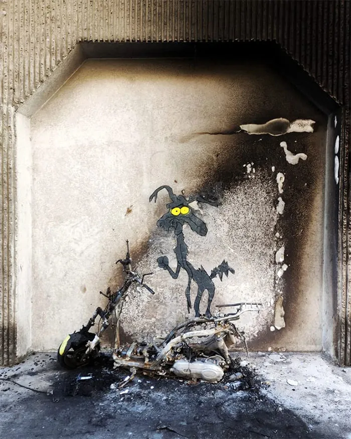 30 Ingeniosas y divertidas obras de arte urbano de las calles de Francia por Oakoak (nuevas fotos)