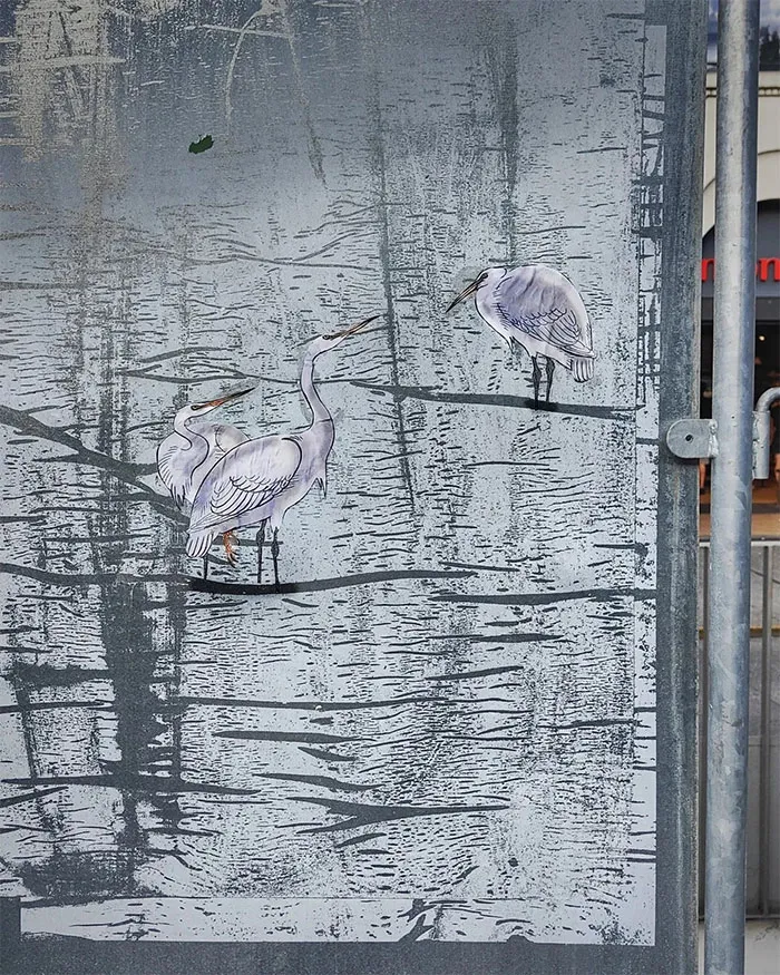 30 Ingeniosas y divertidas obras de arte urbano de las calles de Francia por Oakoak (nuevas fotos)