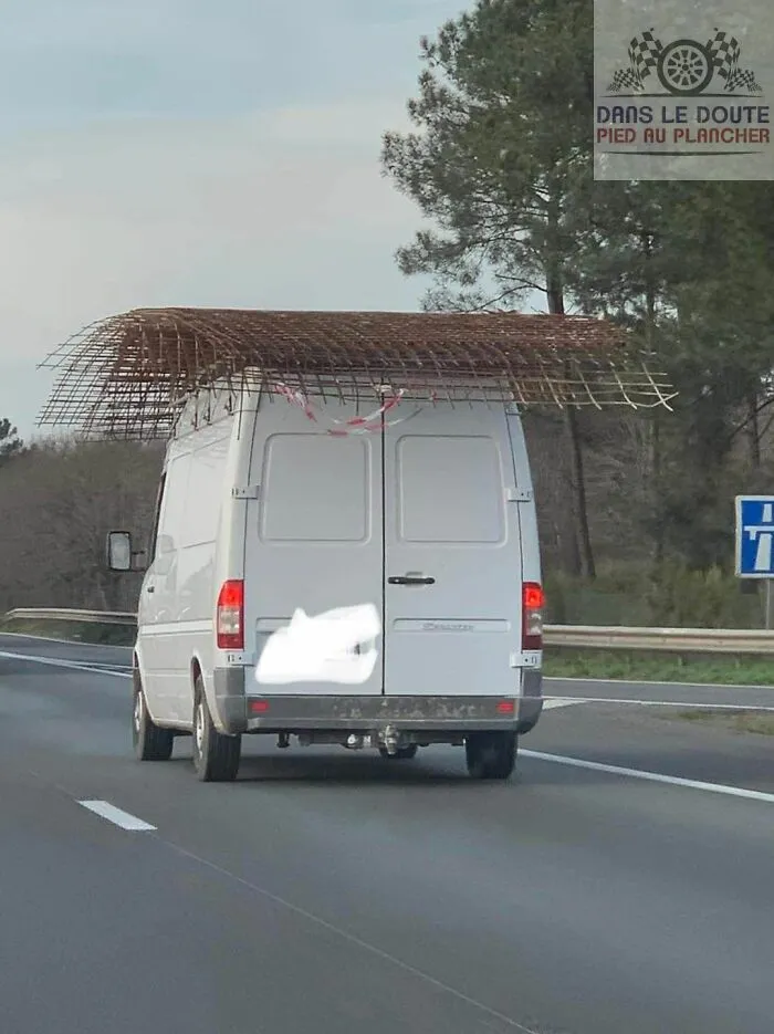 50 Fallos de construcción que te dejarán tan estupefacto como agotado por reír sin parar (nuevas imágenes)