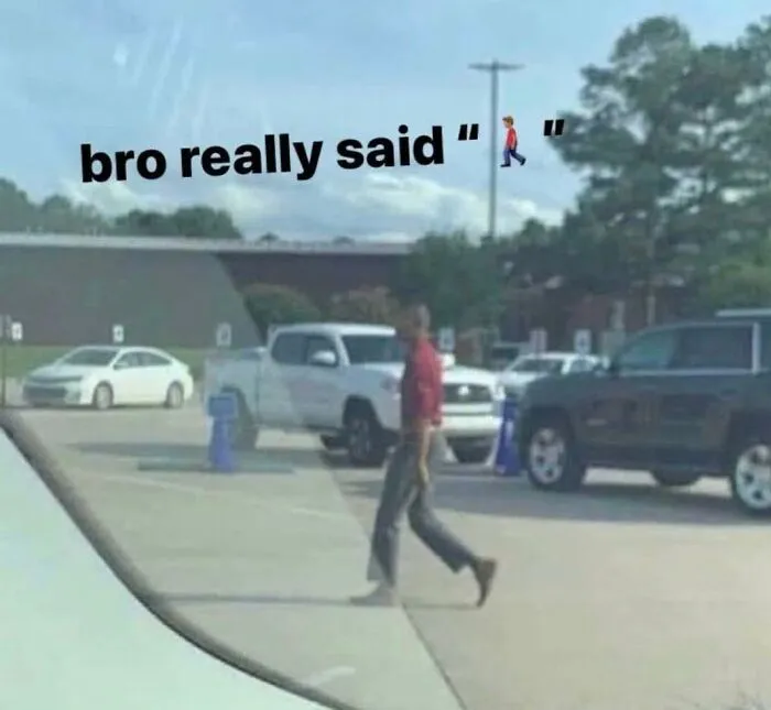 🚶🏽‍♂️
