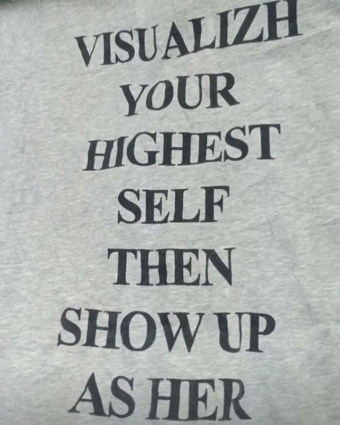 50 Questionable Yet Funny Shirts Spotted In Public, As Shared By The "Good Shirts" Instagram Account (New Pics)