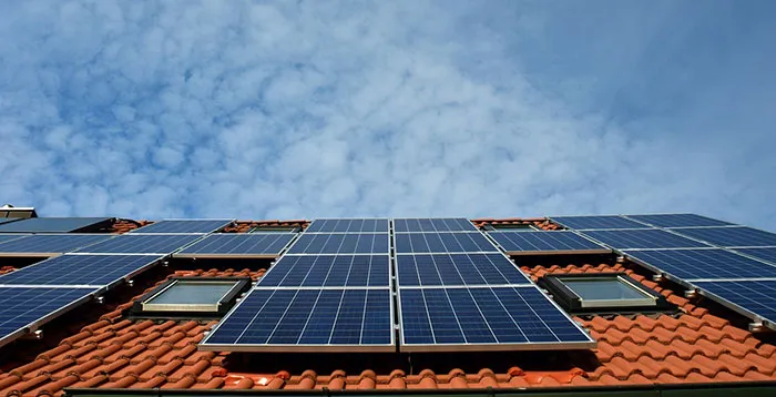 Power generator on the roof