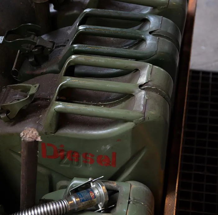 Fuel canisters