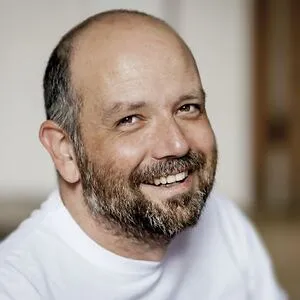 Alex O.