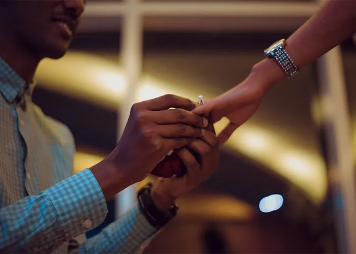 "It's The Most Miserable Marriage I've Ever Seen": 30 Stories Of People Dating And Marrying Rich