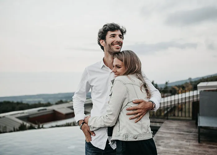 "It's The Most Miserable Marriage I've Ever Seen": 30 Stories Of People Dating And Marrying Rich