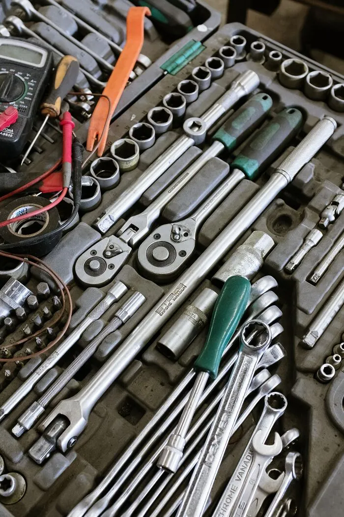 Someone Asks "What's The Biggest Waste Of Money?" And 30 People Don't Hold Back