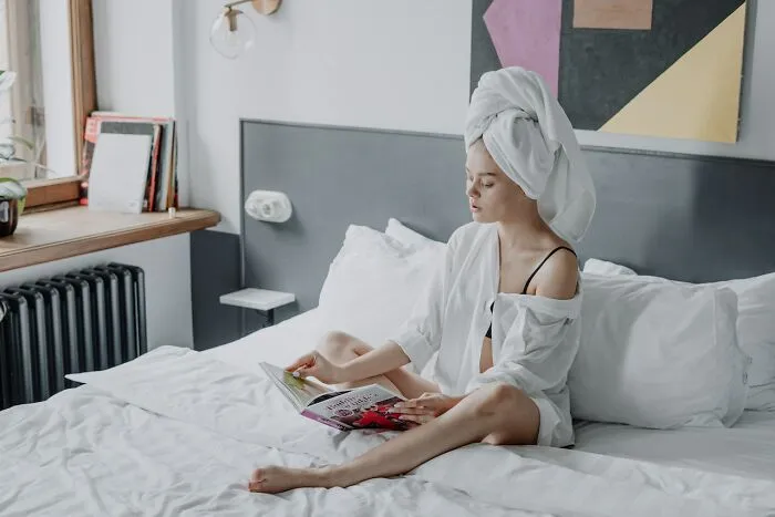 “If My Husband Went To Bed At The Same Time As Me”: 30 Women Share Simple Things That Can Go A Long Way In Improving Romantic Relationships
