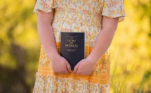 26 Organizations In Modern Society That Should Be Called Cults Despite Formally Not Called One, According To Folks Online