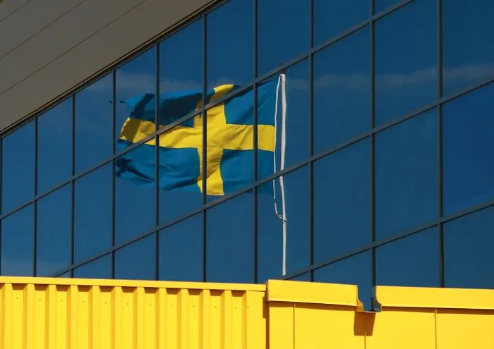 Canadian Woman Moves To Sweden, Lists The Culture Shocks She Experienced In A Viral TikTok Series (17 Culture Shocks)