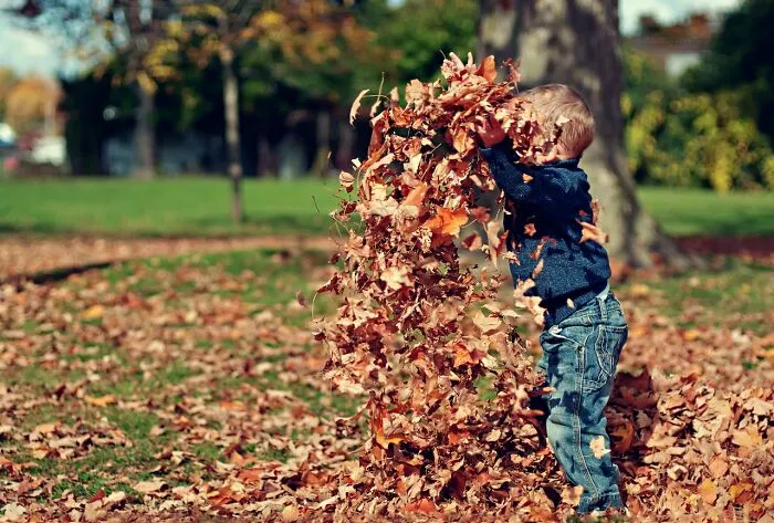 "What Screams 'I'm A Terrible Parent'?" (30 Answers)