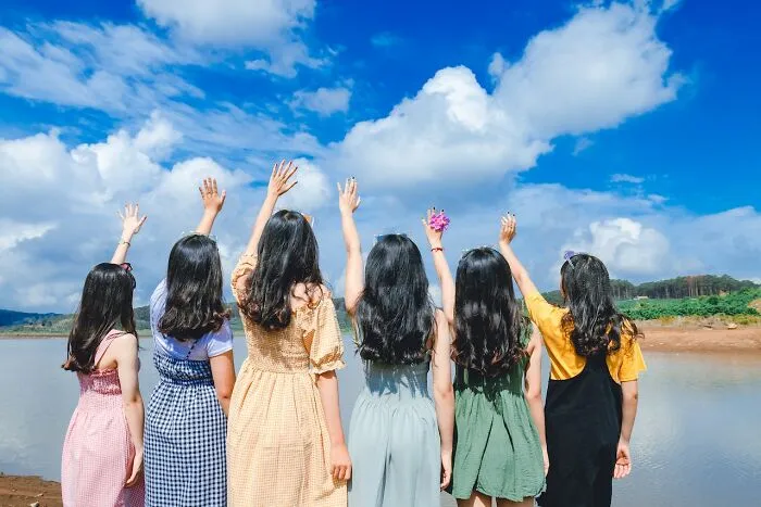 25 Unspoken “Girl Code” Rules Women Secretly Follow On A Day-To-Day Basis, As Shared Online
