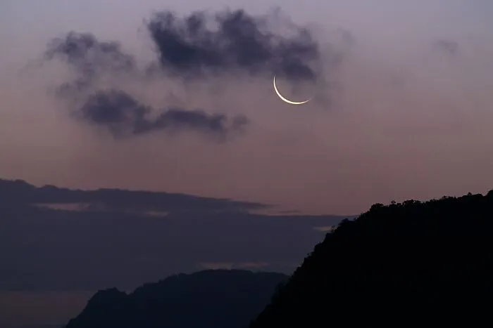 Moon in the evening's sky 