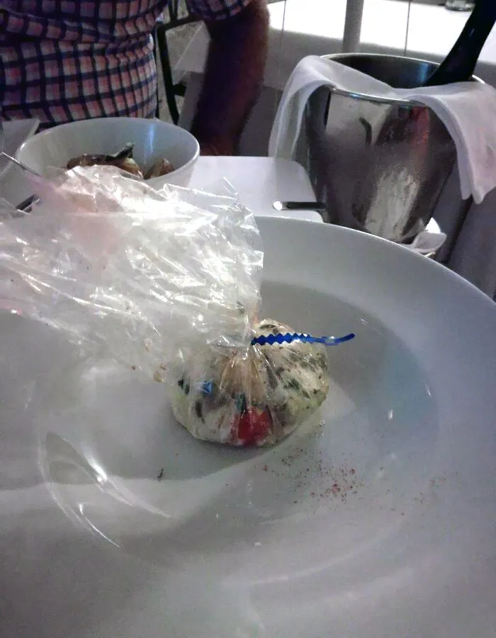 Esto es un restaurante de lujo, no la caja de un supermercado