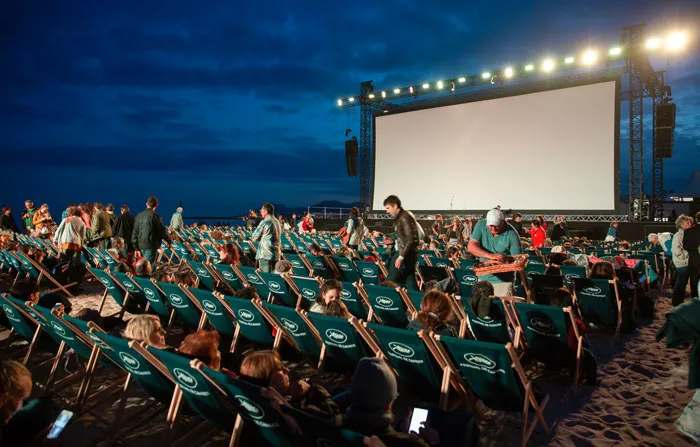 96 Summer Bucket List Ideas To Live Your Best Life This Summer