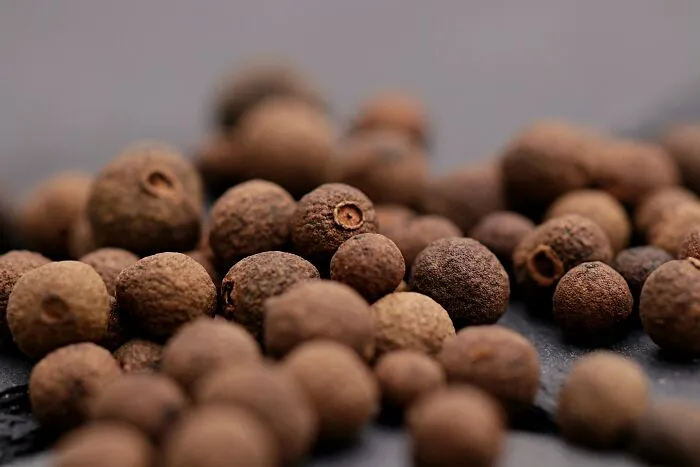 Netizens Are Cracking Up At These 28 Stories Of People Living With The Lowest Spice Tolerance, As Shared In This Online Group