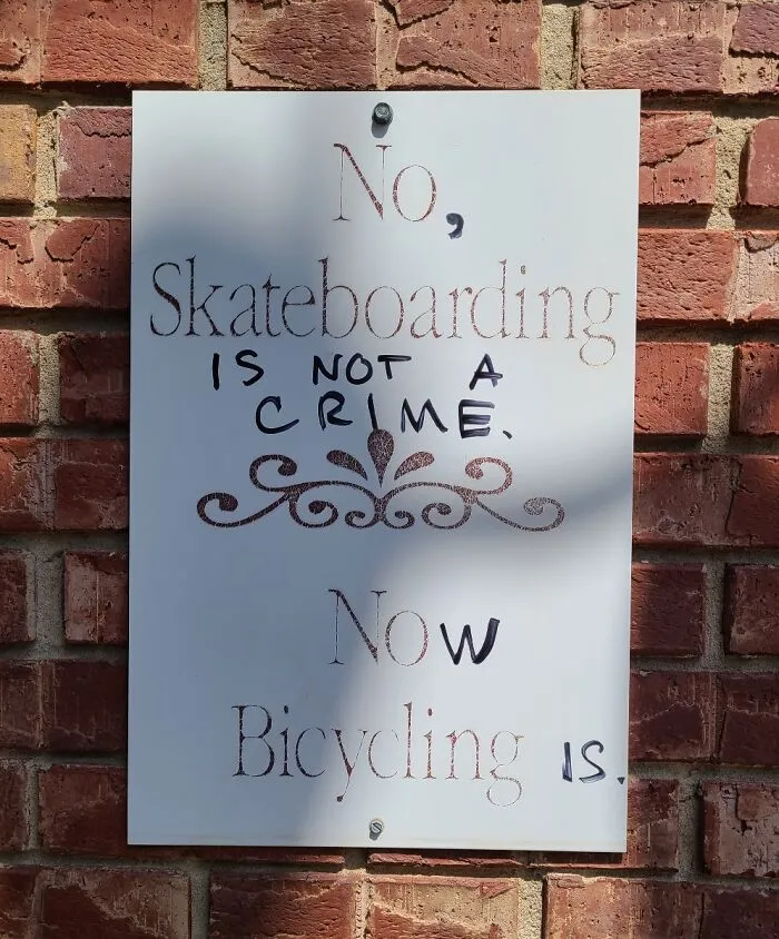 🚳