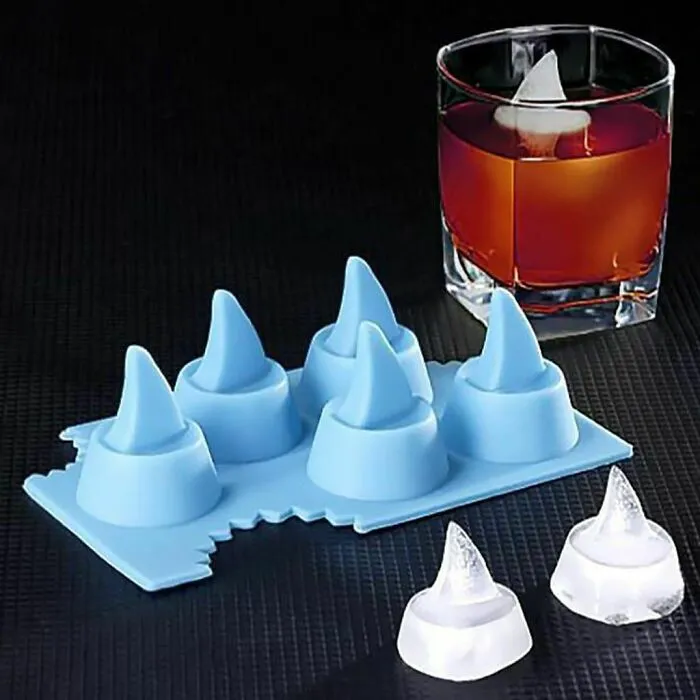 Bandeja para hielo de aleta de tiburón