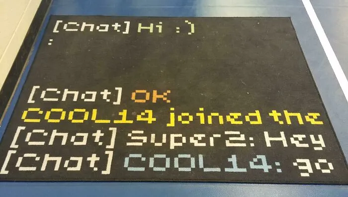 School chat rug