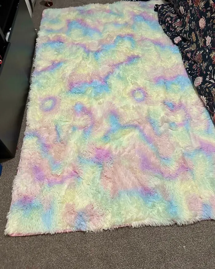 I Got A New Ugly Rug But It’s Soft And I’m Sure It Will Look Cool While Tripping