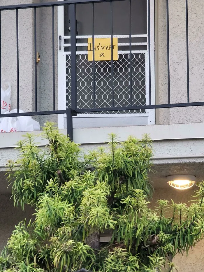 When You Pull Up To A Big A**ed Apartment Complex And Worry About Having To Hunt For The Address, But Then You Realize That Ricky Is A God Damn Hero. 5 Stars Ricky... Would Deliver Again