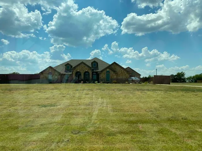 What A $1 Tippers House Looks Like