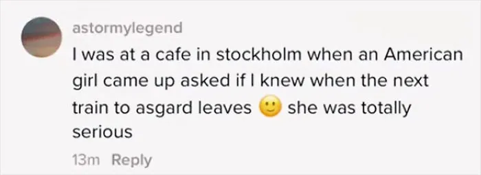50 Hilarious Times People Caught “American Tourists In The Wild” And Shared Their Experiences