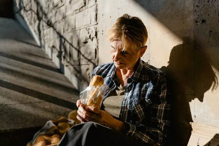 Folks Online Are Losing Their Patience Explaining These 40 Things Over And Over Again