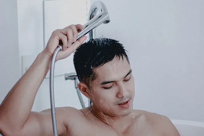 Women Are Sharing Specific Behaviors That They're Tired Of Seeing Men Do (50 Answers)
