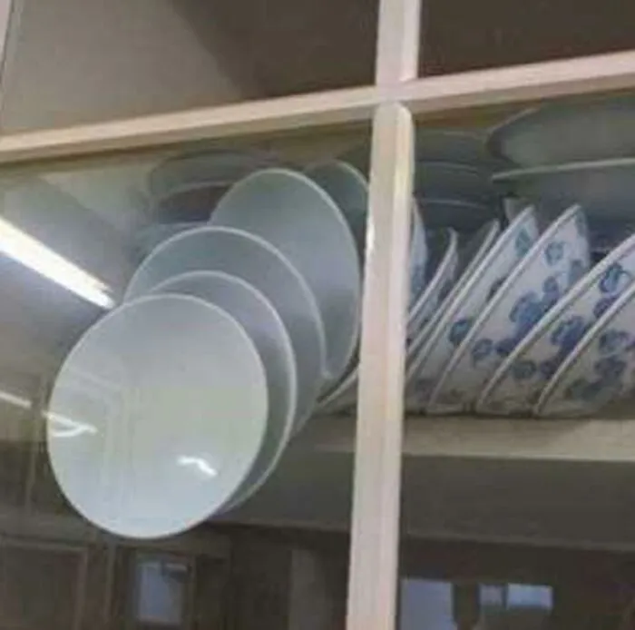 This “Unpleasant Images” Page Posts Exactly What’s Written On The Tin (30 Pics)